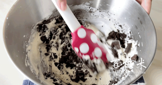 不用烤箱的夏日甜品王,兩種口味的奶酪小方,糯嘰嘰,冰涼香濃